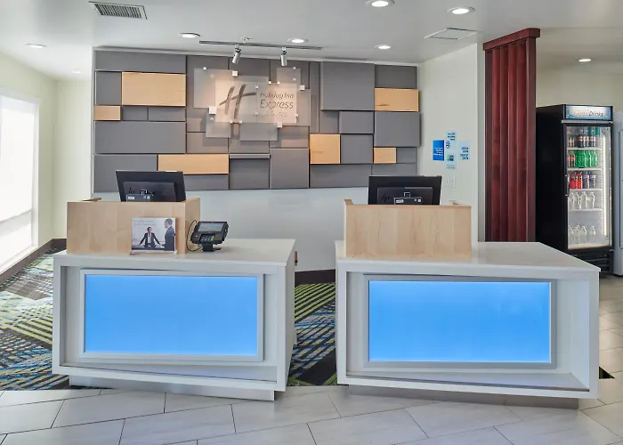 Holiday Inn Express&Suites El Paso East-Loop 375