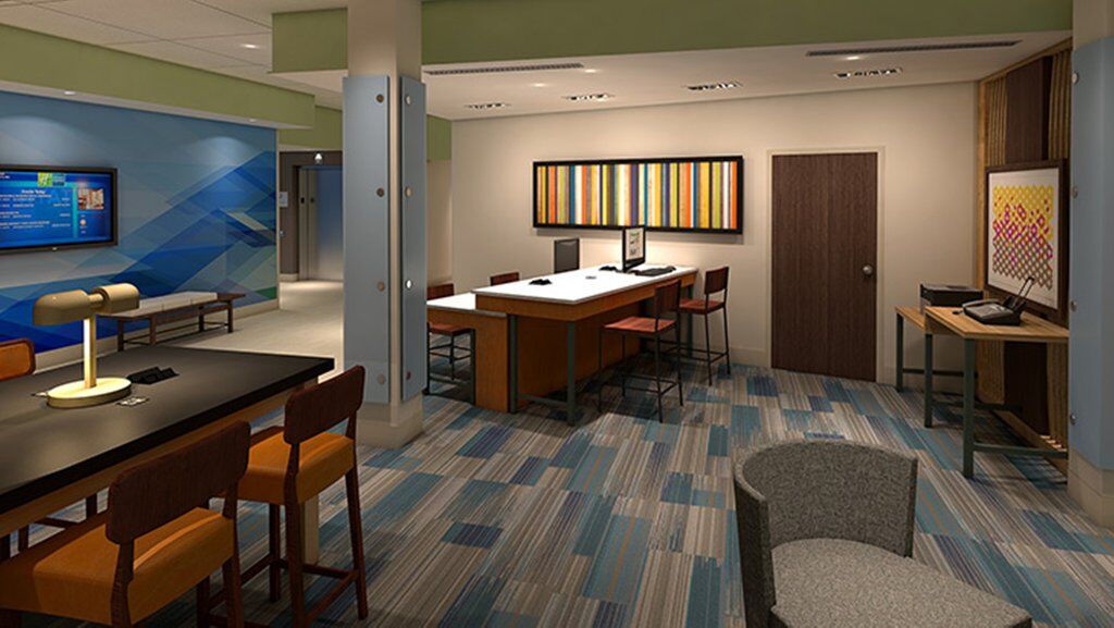 Express & East-loop 375 By Ihg